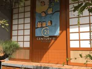 Rumah Cantik Siap Huni Strategis Kebayoran Residence Bintaro Jaya lokasi di Tangerang Selatan Kota, tersedia melalui melalui situs Olx