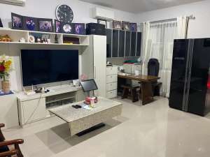 Rumah Cluster 2 LT Semi Furnished Di Citra Garden Puri Jakarta Barat lokasi di Tangerang Kota, tersedia melalui melalui situs Olx