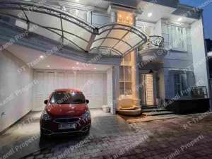 Rumah Cluster Eropa Klasik Ready Stock di Setu Cipayung Jakarta Timur lokasi di Jakarta Timur, tersedia melalui melalui situs Olx