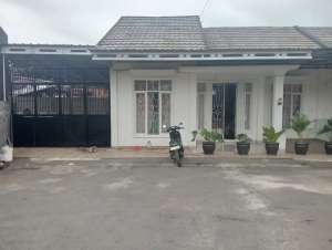 Rumah cluster muat 4 mobil lokasi di Bengkulu Kota, tersedia melalui melalui situs Olx