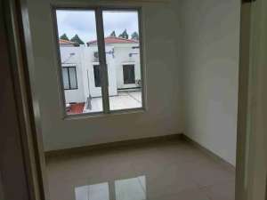 Rumah cluster siap huni di JGC lokasi di Jakarta Timur, tersedia melalui melalui situs Olx