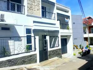 rumah cluster siap huni keamanan 24 jam, lokasi di jl sadar raya ujung lokasi di Jakarta Selatan, tersedia melalui melalui situs Olx