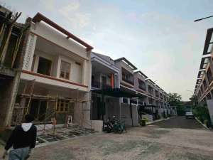 rumah condet lokasi di Jakarta Timur, tersedia melalui melalui situs Olx