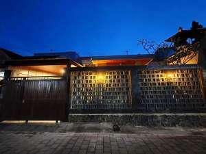 Rumah Cozzy, Nyaman di Taman Griya Jimbaran lokasi di Kab. Badung, tersedia melalui melalui situs Olx