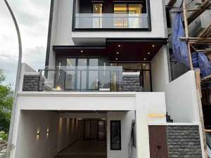 Rumah dalam cluster dekat akses tol cilandak lokasi di Jakarta Selatan, tersedia melalui melalui situs Olx