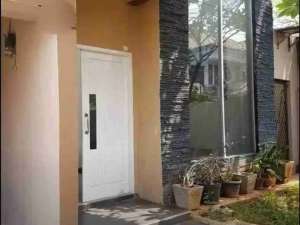 Rumah Dalam Komplek Cipinang Indah lokasi di Jakarta Timur, tersedia melalui melalui situs Olx
