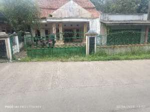 rumah dekat kampus baru untirta sindang sari serang banten lokasi di Serang Kota, tersedia melalui melalui situs Olx