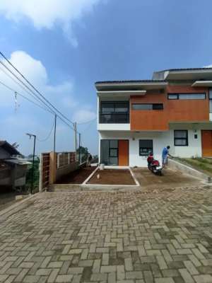 Rumah dekat Kampus UPI dan Obyek wisata lembang lokasi di Bandung Kota, tersedia melalui melalui situs Olx