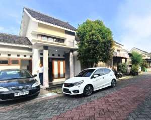 Rumah dekat Lor Innfurnished Colomadu Karanganyar lokasi di Karanganyar Kab., tersedia melalui melalui situs Olx