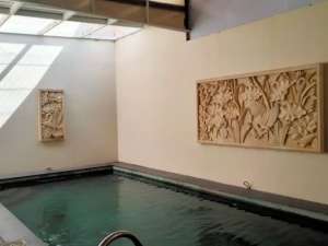 Rumah dengan kolam renang di perum Vasana Residence sleman yogyakarta lokasi di Sleman Kab., tersedia melalui melalui situs Olx