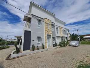 RUMAH DEPOK Cluster Medina Townhouse Depok Rumah Eksklusif dengan desain minimalis elegan lokasi dekat Jakarta Selatan akses mudah ke Jabodetabek lokasi di Depok Kota, tersedia melalui melalui situs Olx