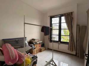 Rumah Dharmahusada Mas Hitung Tanah Surabaya Timur lokasi di Surabaya Kota, tersedia melalui melalui situs Olx