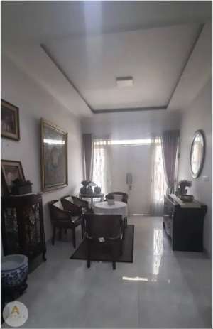 Rumah di Antapani 2 Lantai Siap Huni Bandung Dekat Pusat Perbelanjaaan lokasi di Bandung Kota, tersedia melalui melalui situs Olx