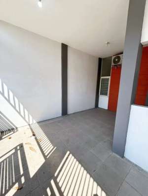 Rumah di Green Mansion lokasi di Surabaya Kota, tersedia melalui melalui situs Olx