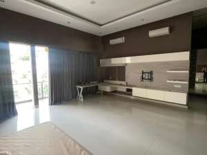 Rumah di Jl.Pandanaran Tengah Kota Semarang lokasi di Semarang Kota, tersedia melalui melalui situs Olx