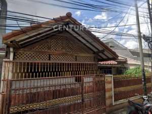 RUMAH DI JOHAR BARU COCOK UTK USAHA,KANTOR ATAU TEMPAT TINGGAL lokasi di Jakarta Pusat, tersedia melalui melalui situs Olx