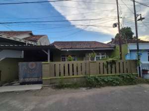 RUMAH DI JUAL DI SUKABUMI lokasi di Bandar Lampung Kota, tersedia melalui melalui situs Olx