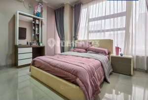 Rumah Di Kebon Jeruk Jalan Asia Baru Jakarta Pusat- Semi Furnished lokasi di Jakarta Barat, tersedia melalui melalui situs Olx