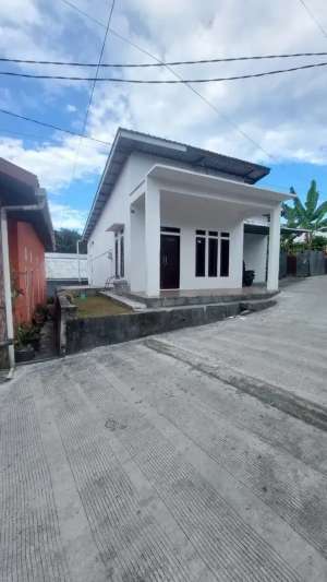 Rumah di Kilo 1, Rapak, Balikpapan lokasi di Balikpapan Kota, tersedia melalui melalui situs Olx