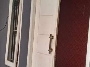 Rumah di Pekayon Jaya Bekasi Selatan. lokasi di Bekasi Kota, tersedia melalui melalui situs Olx