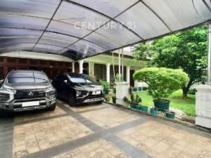 Rumah Di Pondok Indah lokasi di Jakarta Selatan, tersedia melalui melalui situs Olx