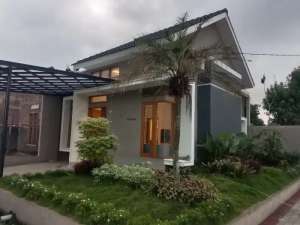 rumah di Slawi dkat dngan alun2 kota slawi lokasi di Tegal Kab., tersedia melalui melalui situs Olx