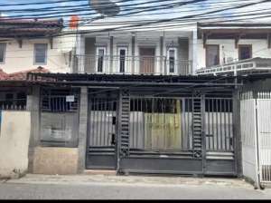 Rumah di Sunter hdp timur jalan lebar 3 kamar lokasi di Jakarta Utara, tersedia melalui melalui situs Olx