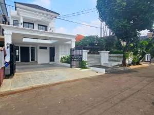 Rumah Dijual Cinere. UNIT BARU, American Classic. Dalam Komplek Elite , tersedia melalui melalui situs Olx