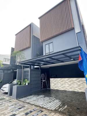 Rumah Dijual Di Pondok Cabe Dekat Pintu Tol akses 2 Mobil lokasi di Tangerang Selatan Kota, tersedia melalui melalui situs Olx