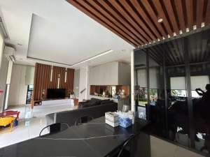 RUMAH DIJUAL DI SERENIA HILLS LEBAK BULUS JAKSEL CLUSTER QUANTUM lokasi di Depok Kota, tersedia melalui melalui situs Olx