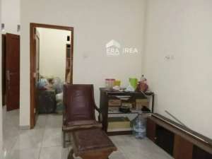 RUMAH DIJUAL DI SOLO DEKAT MASJID SHEIKH ZAYED lokasi di Surakarta Kota, tersedia melalui melalui situs Olx