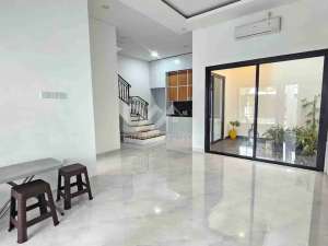 Rumah dijual furnsih di Graha Raha Tangerang bangunan baru lokasi di Tangerang Selatan Kota, tersedia melalui melalui situs Olx