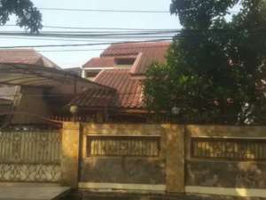 Rumah dijual jalan poros menara kawasan mercubuana meruya-sel Tol JORR2 lokasi di Jakarta Barat, tersedia melalui melalui situs Olx