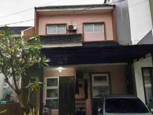 Rumah Dijual Murah Nego Strategis Serua Ciputat lokasi di Tangerang Selatan Kota, tersedia melalui melalui situs Olx