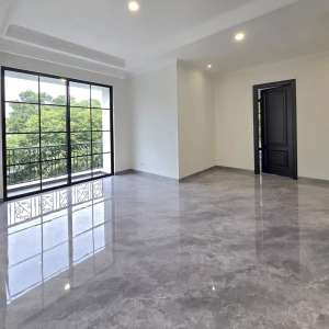 Rumah Dijual Posisi Hoek Di Bintaro Jaya Sektor 9 lokasi di Jakarta Selatan, tersedia melalui melalui situs Olx