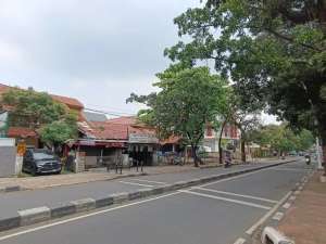 Rumah Dijual Ragunan Raya Pasar Minggu Jaksel lokasi di Jakarta Selatan, tersedia melalui melalui situs Olx