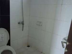 Rumah Disewakan Cocok untuk Keluarga Muda dan Profesional Yuk Miliki Rumah Sewa Lokasi Strategis Dan Bebas Banjir Di Metland Menteng lokasi di Jakarta Timur, tersedia melalui melalui situs Olx