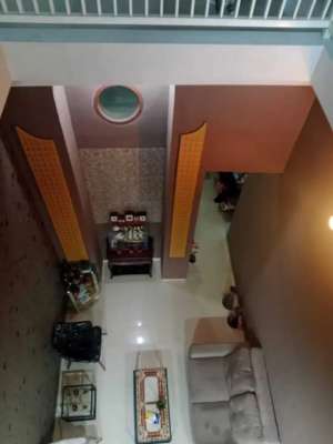 RUMAH DUA LANTAI LOKASI SOEHAT BUNGA MERAK MALANG lokasi di Malang Kota, tersedia melalui melalui situs Olx