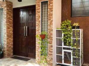 Rumah Estetik Permata Timur lokasi di Bekasi Kota, tersedia melalui melalui situs Olx