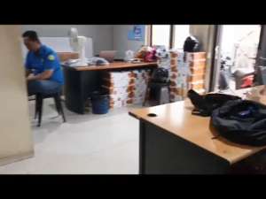 Rumah Ex Kantor Parkir Luas Cipedes Dekat Pasteur dan Sukajadi lokasi di Bandung Kota, tersedia melalui melalui situs Olx