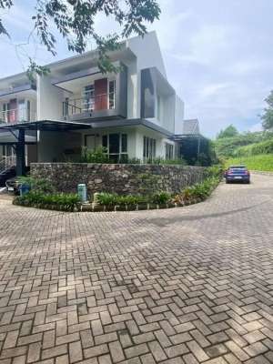 Rumah full furnish, hook, 148 m2 Rancamaya lokasi di Bogor Kota, tersedia melalui melalui situs Olx
