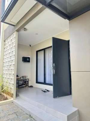 Rumah Full Renovasi 2 Lantai CARSON SCIENTIA Gading Serpong BSD City C lokasi di Tangerang Kota, tersedia melalui melalui situs Olx
