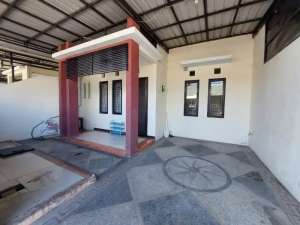Rumah Furnished Sukolilo Dian Regency dekat ITS dan MERR lokasi di Surabaya Kota, tersedia melalui melalui situs Olx