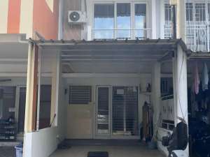 Rumah Golden Palm Dijual Harga Murah Siap Huni Sudah Renovasi 2 Lantai Bebas Banjir Lokasi Strategis Kalideres Jakarta Barat lokasi di Jakarta Barat, tersedia melalui melalui situs Olx