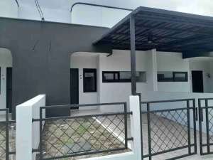 rumah harga murah , bebas perabot , driyorejo lokasi di Gresik Kab., tersedia melalui melalui situs Olx