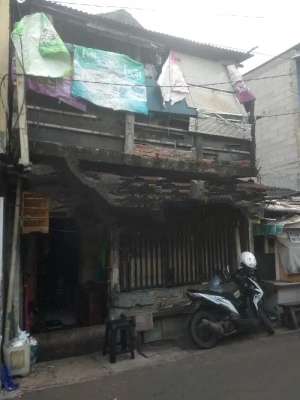 RUMAH. HITUNG. TANAH. zona komersilKEBAYORAN. BARU. JAK-SEL lokasi di Jakarta Selatan, tersedia melalui melalui situs Olx