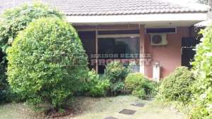 RUMAH HOEK DI KOMP.PT PEMBANGUNAN JAYA KEMANGGISAN PALMERAH JAKBAR lokasi di Jakarta Barat, tersedia melalui melalui situs Olx