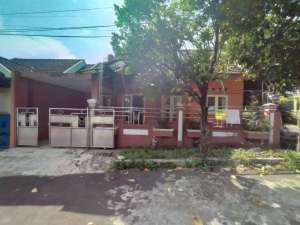 Rumah Hoek Murah Bogor Baru Dekat Pakuan, Pajajaran, tol Jagorawi lokasi di Bogor Kota, tersedia melalui melalui situs Olx