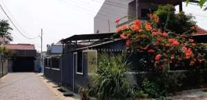 Rumah hook 2 Lantai baru Renovasi tangsel perbatasan jaksel lokasi di Jakarta Selatan, tersedia melalui melalui situs Olx