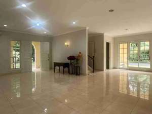 Rumah Hook American StyleMonte Carlo, BSD City lokasi di Tangerang Selatan Kota, tersedia melalui melalui situs Olx